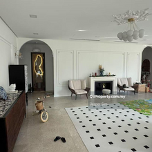 Luxury Unit with Fully Furnished