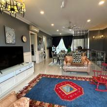 Lower Unit Townhouse