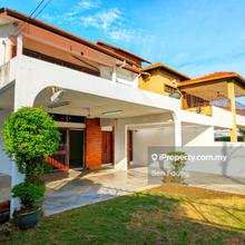 Spacious Semi-D House with big garden