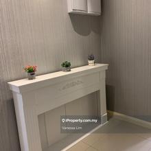 Modern Condo D Pristine Medini,walk to Mall, Near School, Hospital