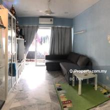 Nice renovated unit !!