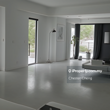 Great location, Next to playground and close to the Lake