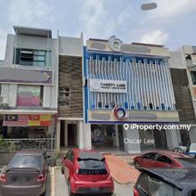 Ground Floor Corner Shop