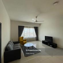 Walking Distance to LRT & BRT, Doorstep for Foods and Groceries