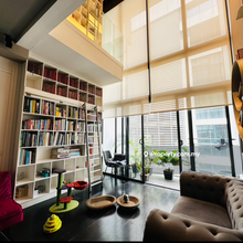 Duplex unit, fully renovated 