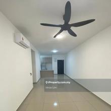 Good Price! Viewing Anytime! Nice Unit with Good Condition!