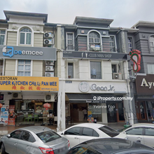 3-storey Shop Lot For Sale @ USJ Taipan, High Traffic Area