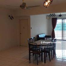 Vista Komanwel A freehold Condo for Sale