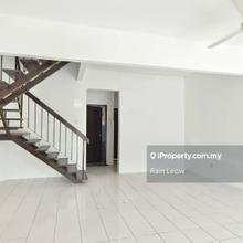 2 Storey Terrace House@Taman Lestari Putra Seri Kembangan For Rent!