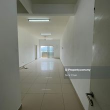 Vacant unit for sale - low floor 
