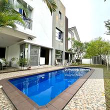 2.5 Sty Corner Superlink w Private Pool For Sale - Move in Condition!