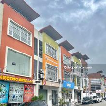 Renovated 1st Floor Shoplot Malim Jaya Facing Parking Pasar Malam