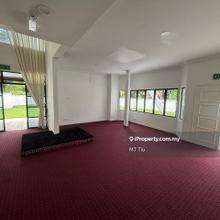 Actual unit / Renovated / Big land size house