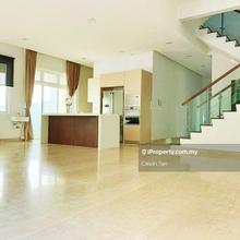 2.5sty bungalow type B, renovated, nice view, good deal, limited unit