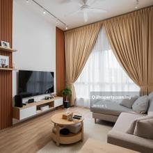 Below Market Value 20% / Freehold / 50m to MRT Ready Tenant!