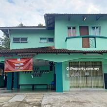 Bungalow in Jalan Anggerik Prima Beruntung