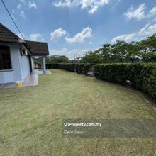Single Storey Terrace / Masai 