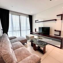 Royal Richmond Gold Condominium - Green Height 