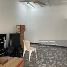 Terrace house for Sale