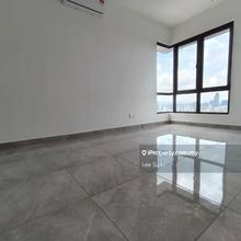 Spacious & practical layout, bright and airy