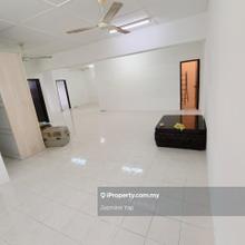 Good Condition Shop Apartment for Stay or Business Use Freehold