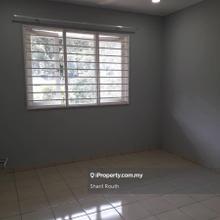 Au3 Keramat, Pangsapuri Kelumpuk Bunga Raya