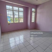 Good condition 2 sty house puj 7 gated guarded