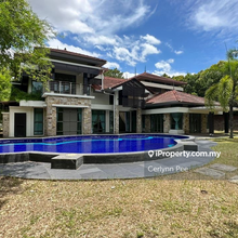 Ledang Height Bungalow with swimming pools , 6 bedroom 6 bath For Sale
