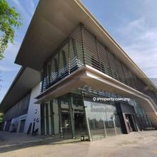 Facing main road, Suitable for 3s centre or showroom, Easy Access