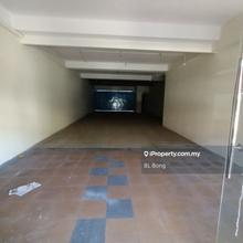 Melaka Raya Facing Mainroad Shoplot For Rent
