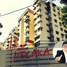 Taman Pekaka Blok 33, Corner Unit , Near Usm, Lotus