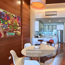 Luxury Waterfront Living at Straits Quay