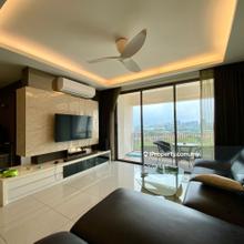 Molek Pine 3 Condo For Sale