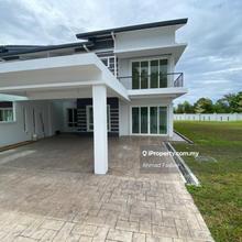 Spacious 2 Storey Semi-D Taman Bukit Ros Kajang 