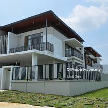 Hot & Spicy Luxury Semi-D Garden Home @ 18 mins to Tropicana Garden