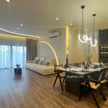 Oakland Condominium For Sale