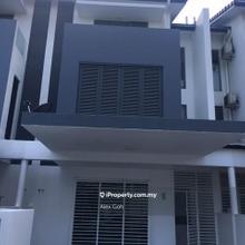 Terrace house for Sale