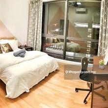 Super nice unit and good condition