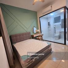 New available room for rent