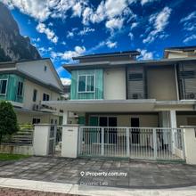 Luxurious house in Sunway City