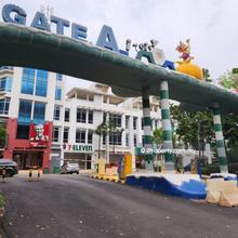 Ground Floor City Park I-City sekshen 7 shah alam theme park