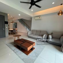 For Sale: Tropical Villa