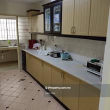 3 Storey Terrace Subang Impian Seksyen U5 Subang Bestari, Fully Extend