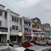 PJ Aman Suria 3 Storey Shoplot @ Adjoining unit facing main road