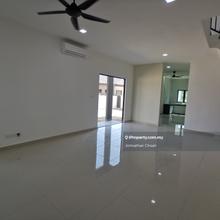 Modern n Spacious Freehold Double Storey House For Sale