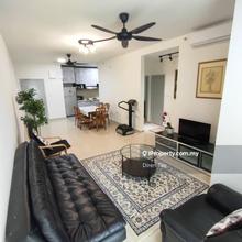 2 Carparks Fully Furnished Unit For Rent