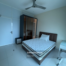 Balcony room for rent