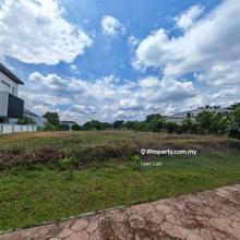 Prime Location! Heavily Gated & gated! 