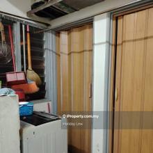 Pangsapuri Putra Raya, Apartment, Seri Kembangan, Serdang