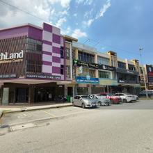 2 Storey Shop Opposite Aeon Shopping Mall Facing main road 